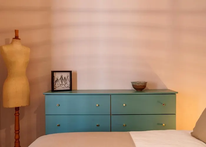 Unique Beautifully Restored Town House Casa vacanze