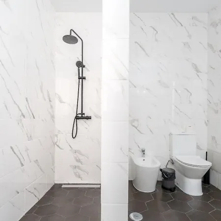 Holiday home Unique Beautifully Restored Town House